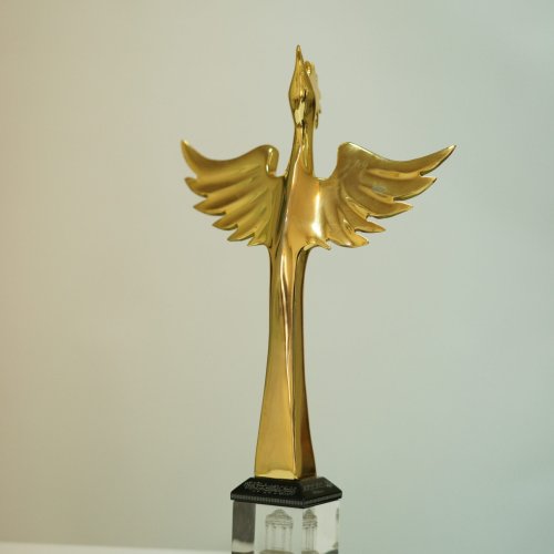تندیس فلزی